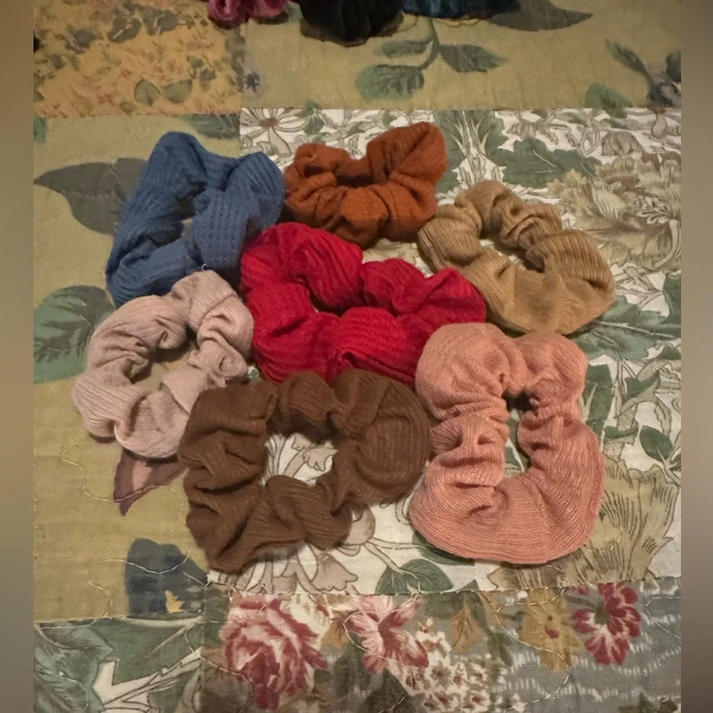 Unused Hair accessory Bundle! - Picture 2 of 5